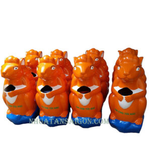 thung-rac-hinh-con-soc-cam-duong