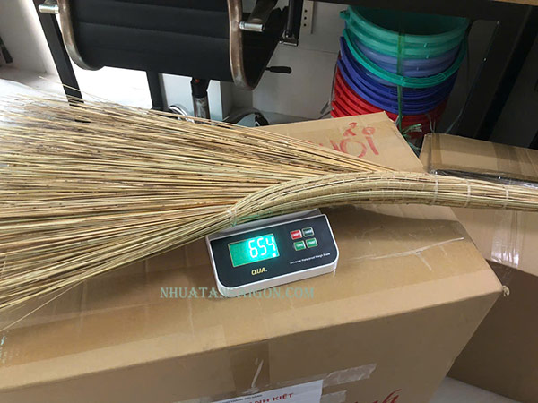 Chổi dừa cột cước 654 gram choi-dua-cot-cuoc-654-gram